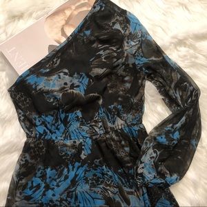 Women’s One Sleeve Side Floral dress